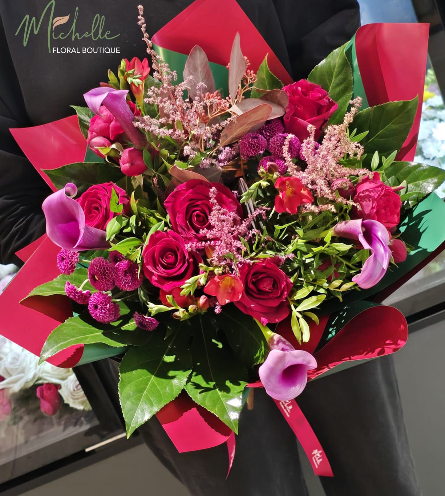 Buchet rosu delicat