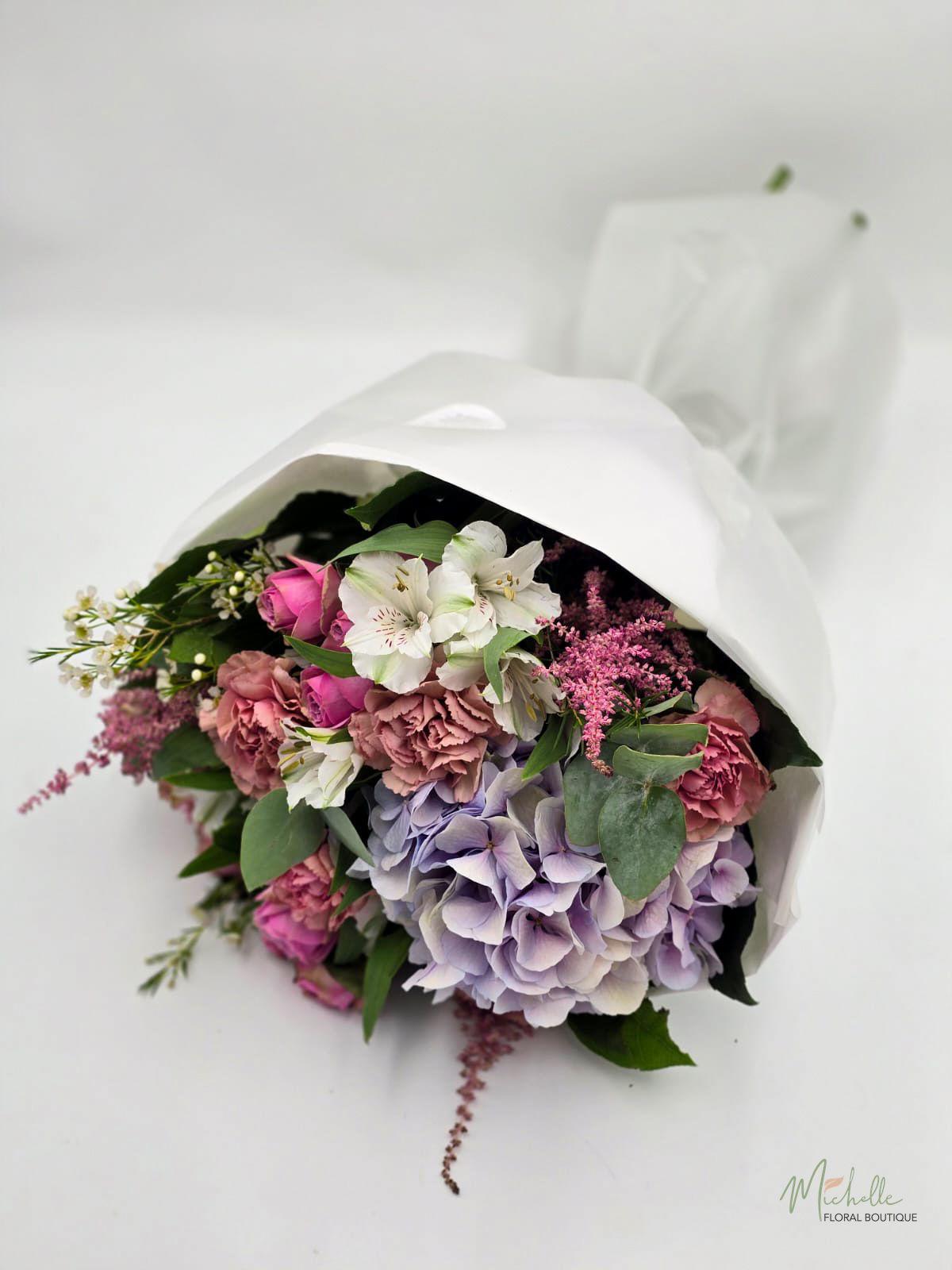 Buchet in culori pastel