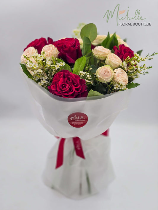 Buchet din trandafiri rosii