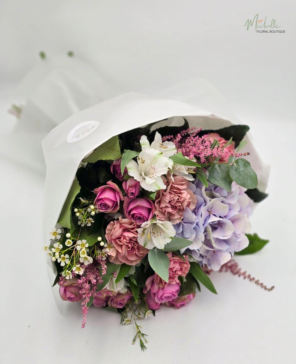Buchet in culori pastel