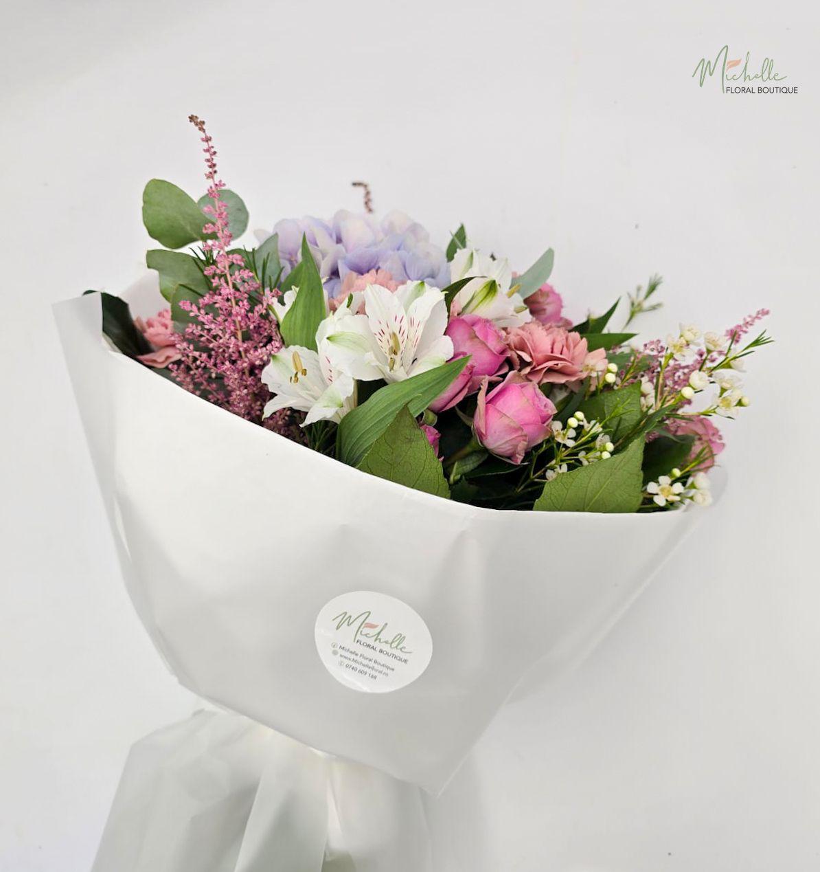 Buchet in culori pastel