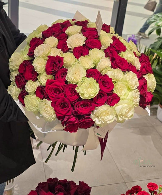 Buchet 101 trandafiri