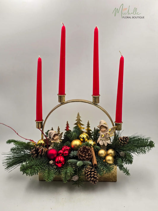 Aranjament de Craciun auriu